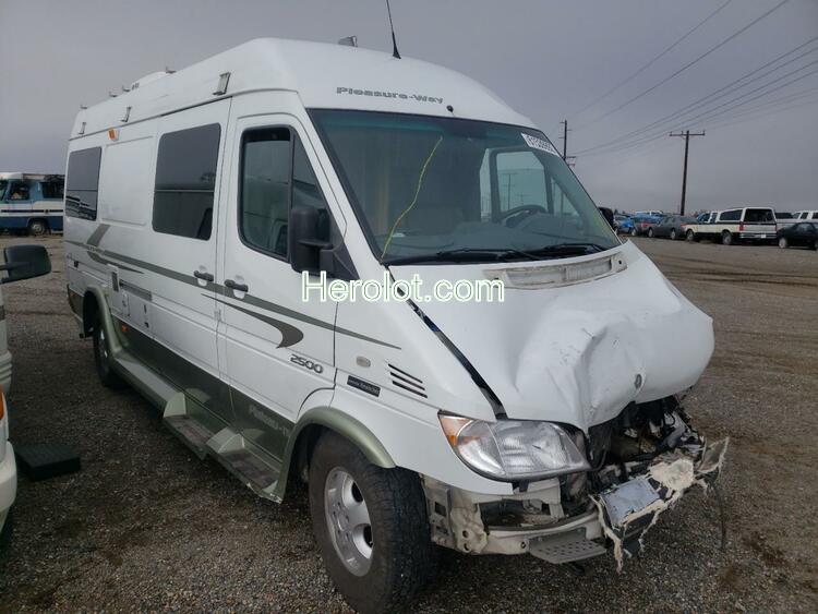 DODGE SPRINTER 2005 white  diesel  61539992 WD2PD744555771393 WD2PD744555771393 photo #1