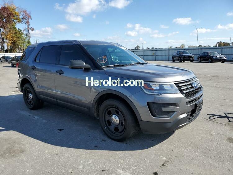 FORD EXPLORER P 2019 gray  gas  65394922 1FM5K8AT0KGA79571 1FM5K8AT0KGA79571 photo #1