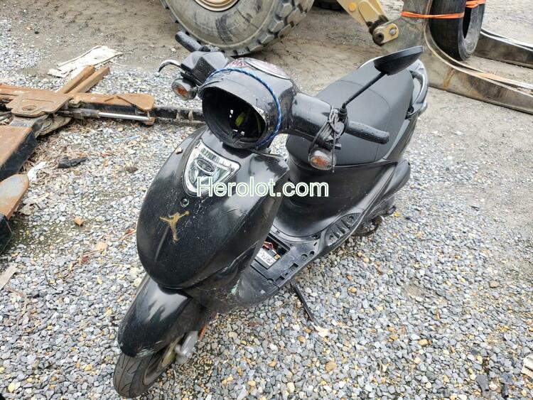 GENUINE SCOOTER CO. BUDDY 125 2017 black  gas  52000512 RFVPAC200H1018276 RFVPAC200H1018276 photo #3