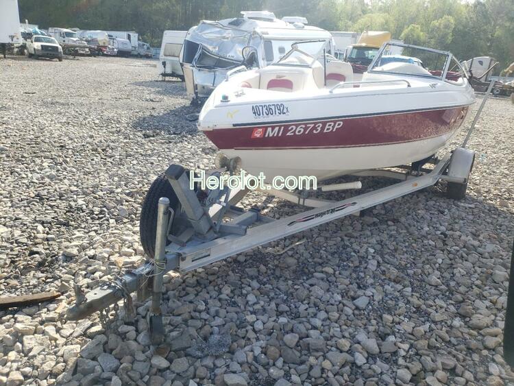 STNG BOAT W/TRL 2000 two tone    40736792 PNYUSG5EF000 PNYUSG5EF000 photo #3