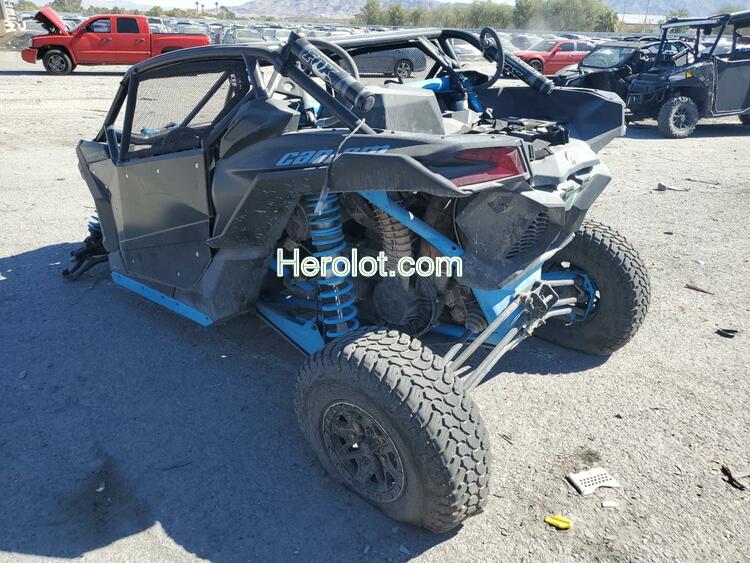 CAN-AM MAVERICK X 2018 black  gas  64832292 3JBVVAW47JK001392 3JBVVAW47JK001392 photo #4