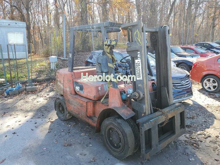 NISSAN FORK LIFT 2007 orange    66833702 F04B40T F04B40T photo #1