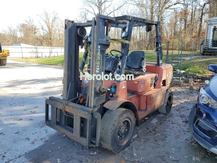 NISSAN FORK LIFT 2007 orange    66833702 F04B40T F04B40T photo #3