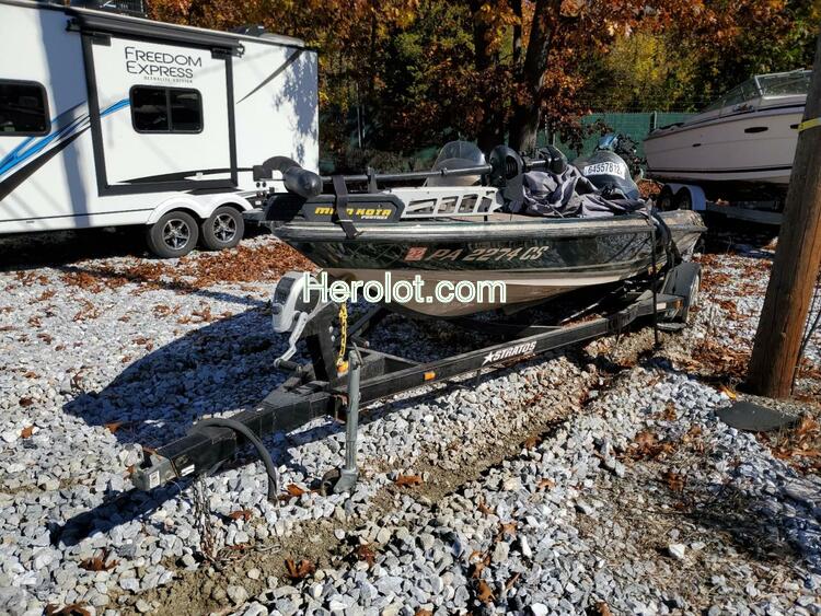 STRA BOAT W/TRL 2004 two tone    64557812 GSN85533B404 GSN85533B404 photo #3