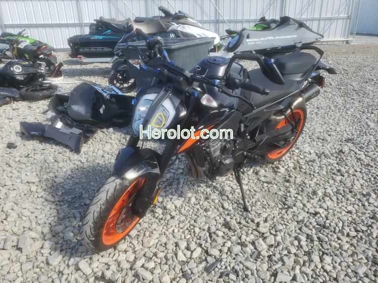 KTM 790 DUKE 2020 orange  gas  60052752 VBKTU6409LM776993 VBKTU6409LM776993 photo #3