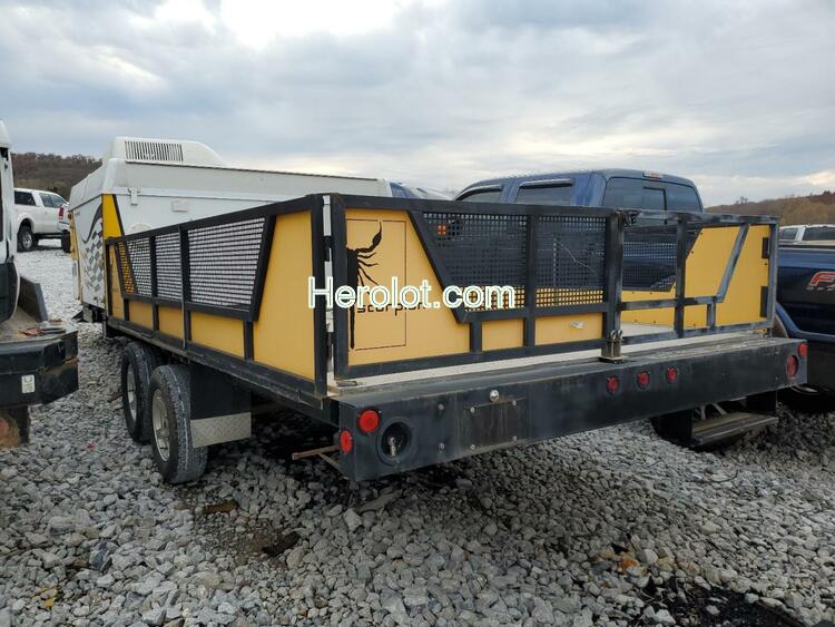 FLEETWOOD TRAILER 2005 two tone    66537292 4CG648M2757275454 4CG648M2757275454 photo #4