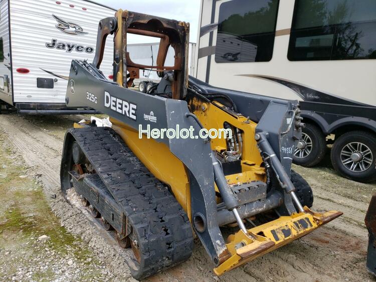 JOHN DEERE SKIDSTEER 2015 orange    67756582 1T0325GKHKJ349059 1T0325GKHKJ349059 photo #1