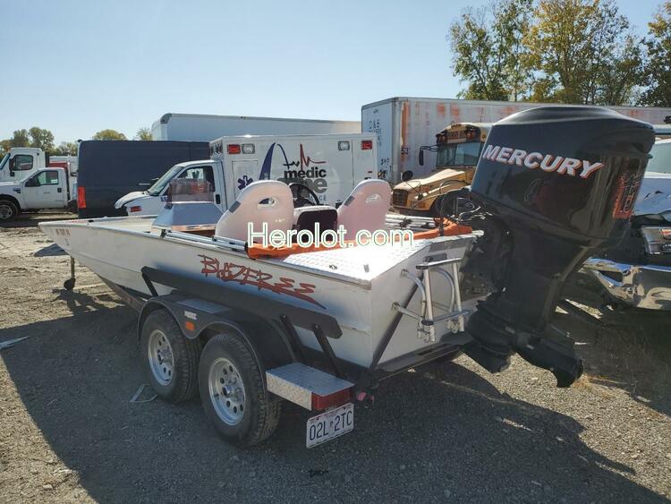 BLAZ BOAT W/TRL 2011 white   CJT24224E111 photo #4