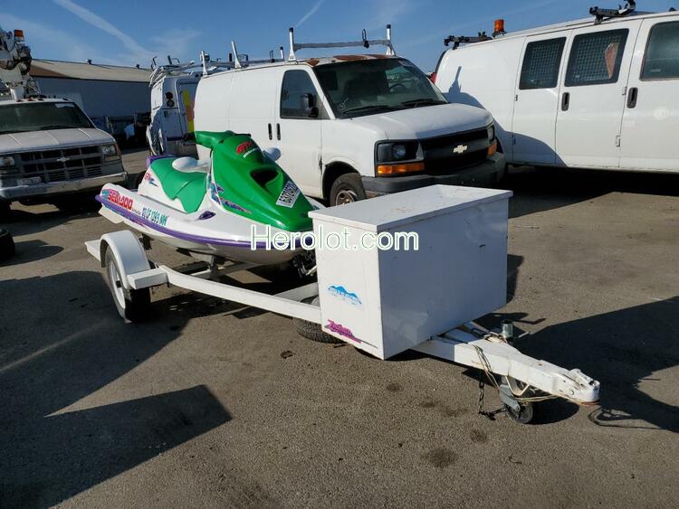 BOMBARDIER JETSKI 1995 white    63724622 ZZND0367F595 ZZND0367F595 photo #1