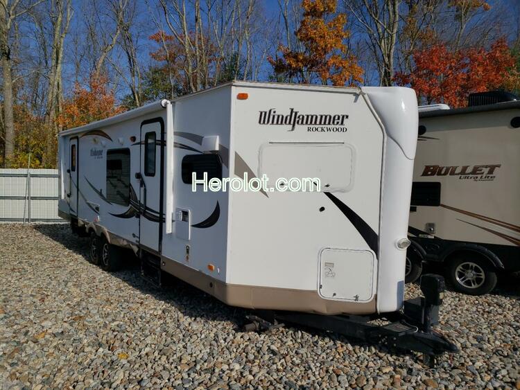 ROCK WINDJAMMER 2017 white    63884992 4X4TRLF2XH1874336 4X4TRLF2XH1874336 photo #1