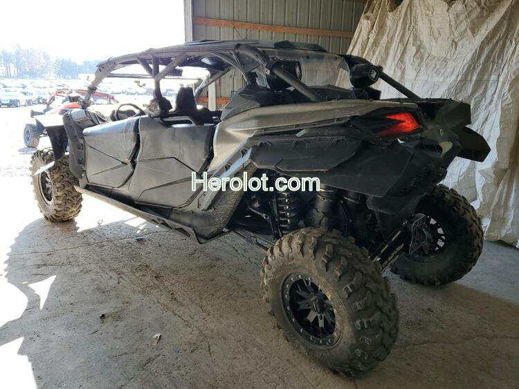 CAN-AM MAVERICK X 2019 black  gas  67504672 3JBVMAY49KK000133 3JBVMAY49KK000133 photo #4