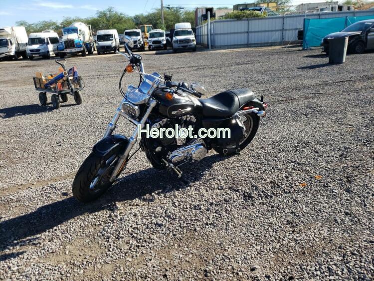 HARLEY-DAVIDSON XL1200 C 2013 black  gas  69270652 1HD1CT317DC428958 1HD1CT317DC428958 photo #1