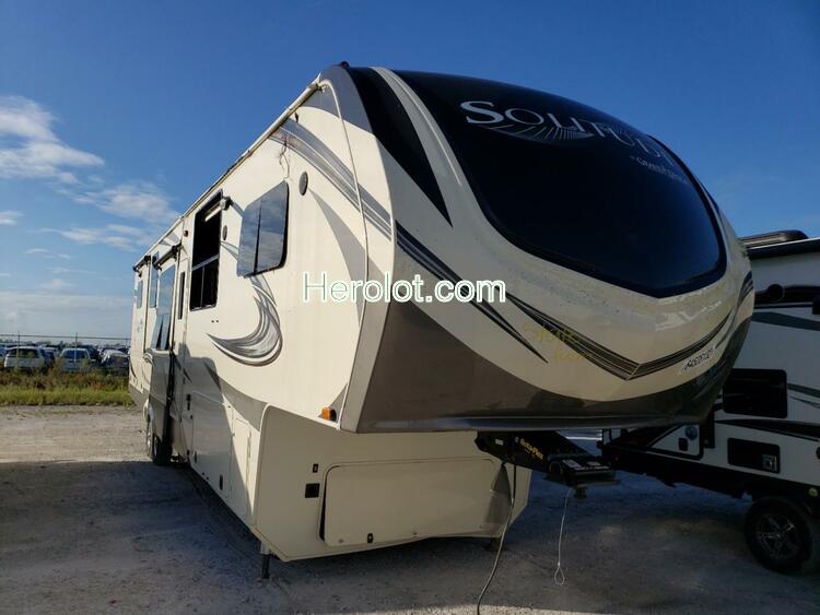 GRAN TRAILER 2020 beige    64528132 573FS422XL9905526 573FS422XL9905526 photo #1