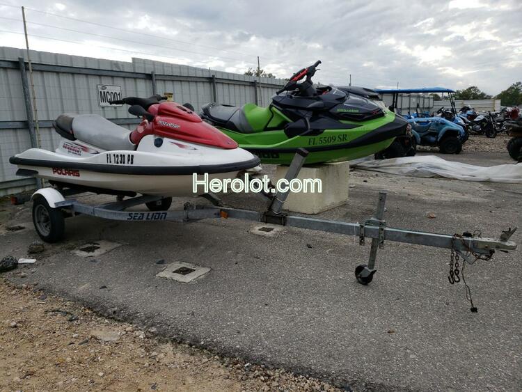 POLARIS JETSKI 2003 white    69653402 PLE21543I203 PLE21543I203 photo #1