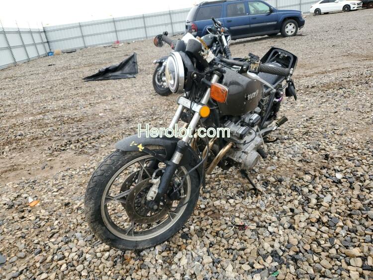 SUZUKI GS750 E 1982 silver road/str gas  66186332 JS1GR71A5C2101283 JS1GR71A5C2101283 photo #3