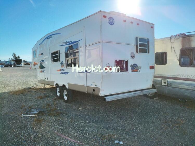 HOLR TRAILER 2004 white    65270932 1KB3A1J214E147331 1KB3A1J214E147331 photo #4