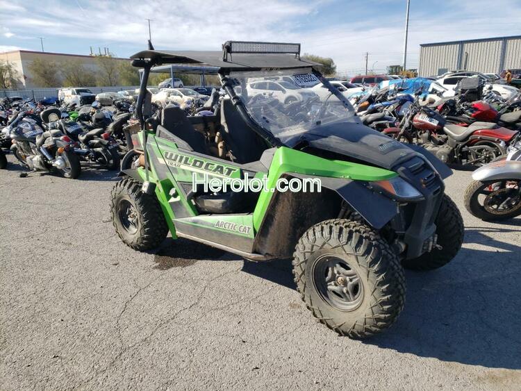 ARCTIC CAT WILDCAT TR 2016 green    67626322 4UF16MPV0GT305043 4UF16MPV0GT305043 photo #1