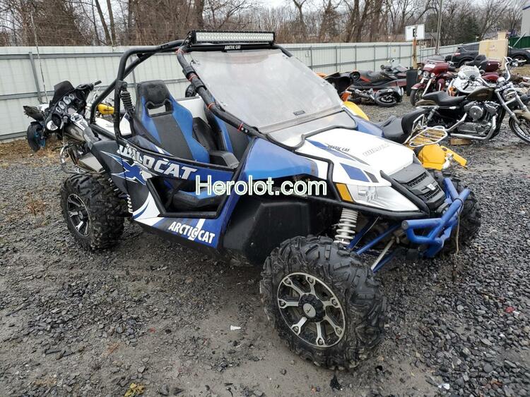 ARCTIC CAT WILDCAT X 2014 two tone    70601332 4UF14MPV4ET300799 4UF14MPV4ET300799 photo #1