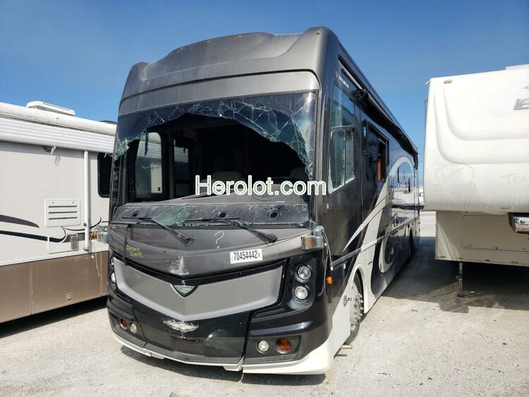 FREIGHTLINER CHASSIS XC 2017 gray  diesel  70454442 4UZACGCY8HCJG6645 4UZACGCY8HCJG6645 photo #3