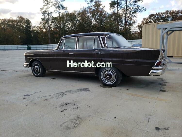 MERCEDES-BENZ 230S 1967 brown    69751562 11101012094187 11101012094187 photo #3