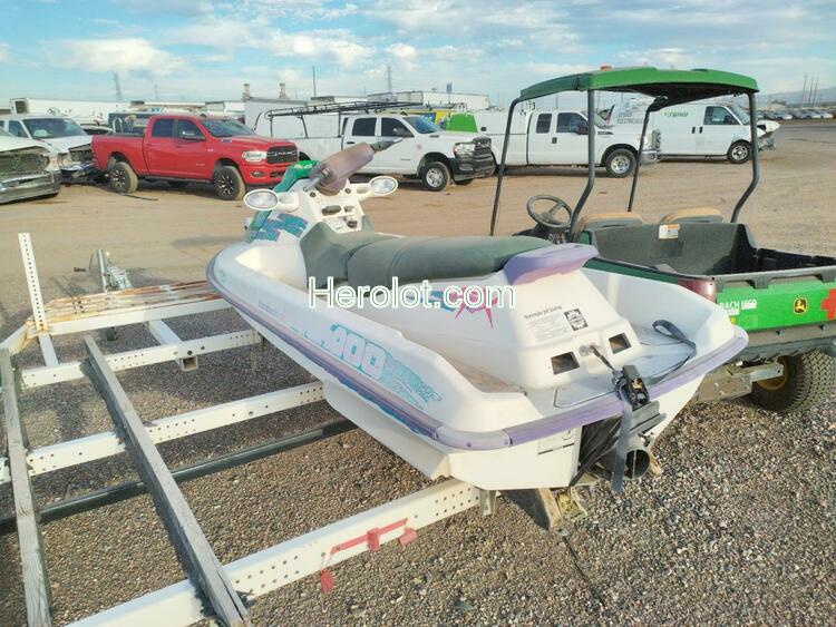 BOMBARDIER JETSKI 1995 white    62497122 ZZNC9049L495 ZZNC9049L495 photo #4