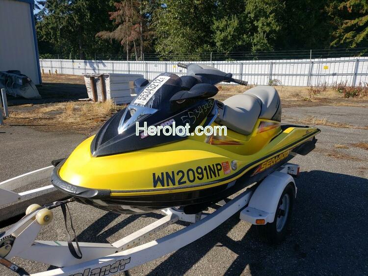 BOMBARDIER JETSKI 2004 yellow    55343212 ZZN18098A404 ZZN18098A404 photo #3