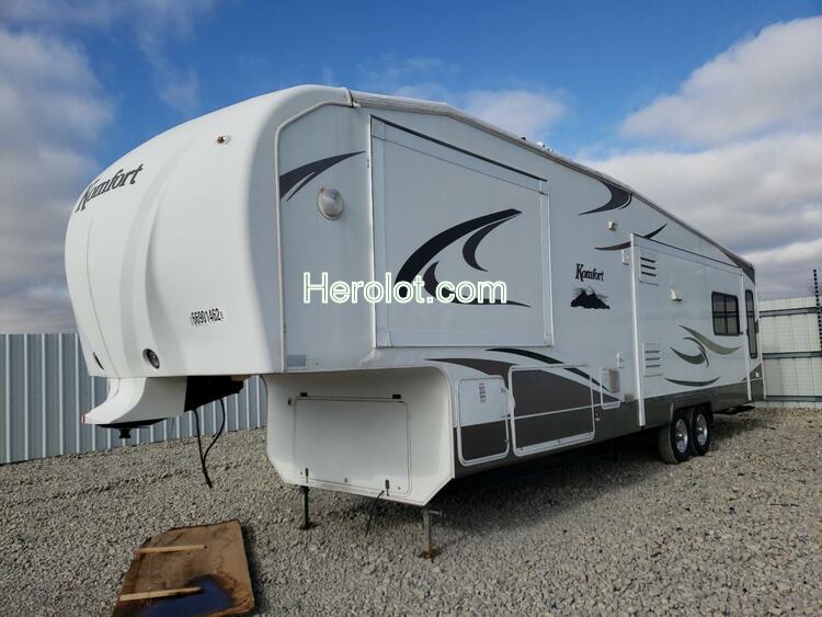 KOM TRAILER 2009 white    66901462 1K53KFR2X92034861 1K53KFR2X92034861 photo #3