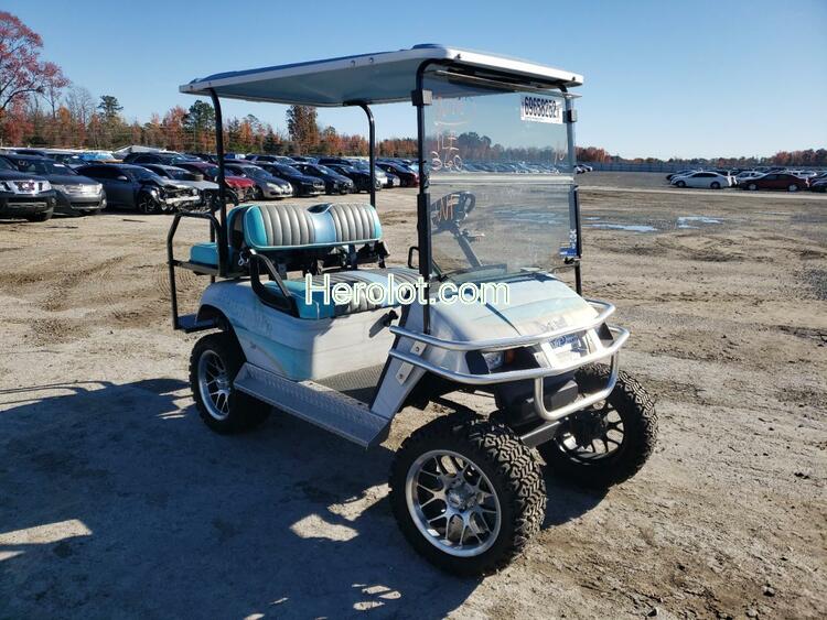 GOLF GOLF CART 2011 two tone    69658252 2742705 2742705 photo #1