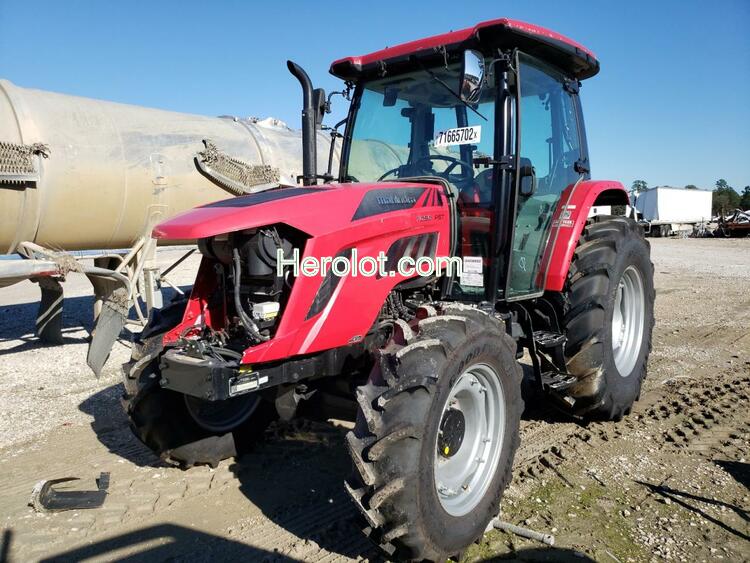 MAHINDRA AND MAHINDRA TRACTOR 2019 red    71665702 MR4C1152 MR4C1152 photo #3