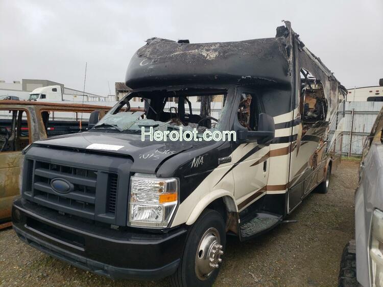 THMC MOTORHOME 2014 two tone  gas  72339392 1FDXE4FS4EDA40965 1FDXE4FS4EDA40965 photo #3