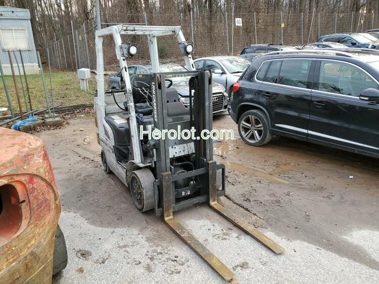 NISSAN FORK LIFT 2016 silver    71500552 CP1F29W22728 CP1F29W22728 photo #1