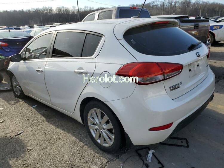 KIA FORTE EX 2015 white hatchbac gas  71369922 KNAFX5A88F5319162 KNAFX5A88F5319162 photo #4