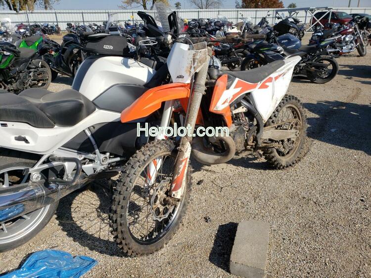 KTM 250 SX 2020 orange  x  63239362 VBKSXM235LM272462 VBKSXM235LM272462 photo #3