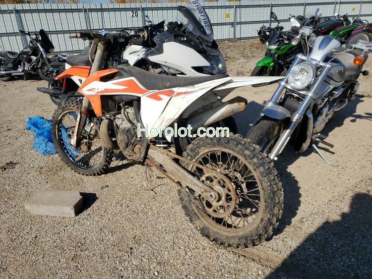 KTM 250 SX 2020 orange  x  63239362 VBKSXM235LM272462 VBKSXM235LM272462 photo #4