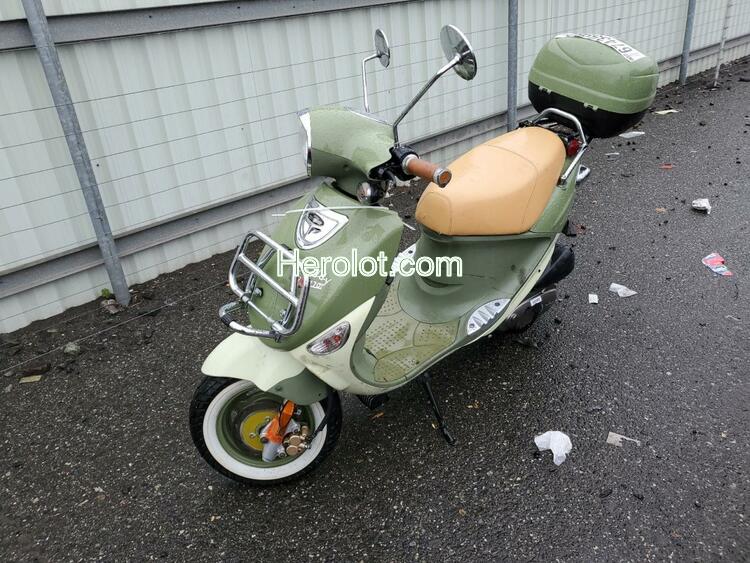 GENUINE SCOOTER CO. BUDDY 170I 2013 green  gas  67435982 RFVPAC907D1002107 RFVPAC907D1002107 photo #3