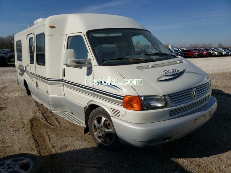 VOLKSWAGEN EUROVAN 2003 white  gas  68786362 WV3AB47003H001342 WV3AB47003H001342 photo #1