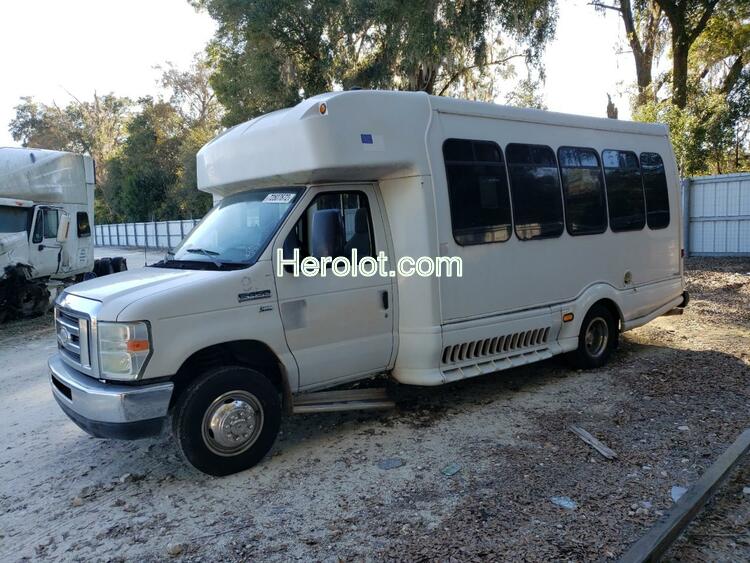 FORD ECONOLINE 2014 white cutaway gas  72507672 1FDEE4FL3EDA81975 1FDEE4FL3EDA81975 photo #1