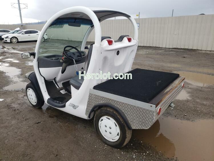 GEM GOLF CART 2002 white coupe electric  35978573 5ASAJ27422F019988 5ASAJ27422F019988 photo #3