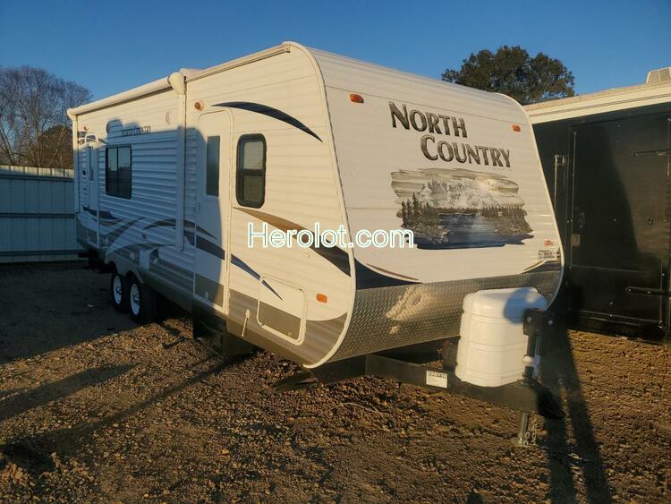 NORT TRAVEL TRA 2011 two tone    67386082 5SFEB2927BE220710 5SFEB2927BE220710 photo #1