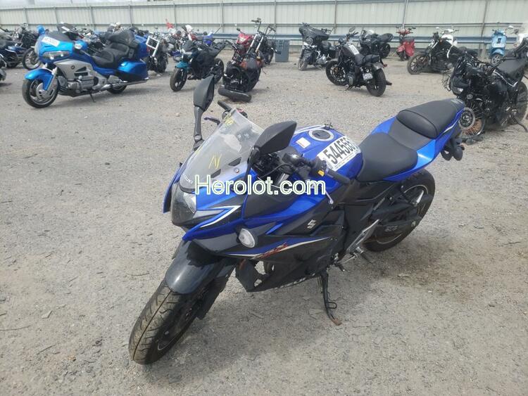 SUZUKI GSX250R M 2020 blue  gas  54455512 LC6DN11A4L1100483 LC6DN11A4L1100483 photo #3