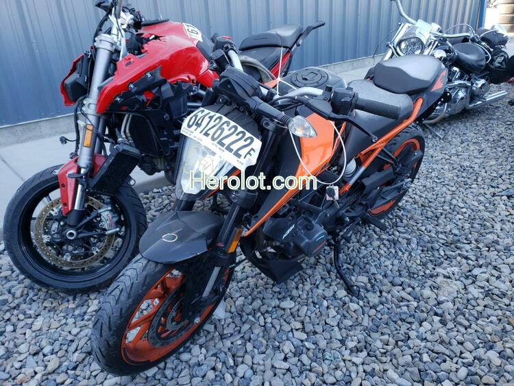 KTM 200 DUKE 2022 two tone  gas  64126222 MD2JPC400NC039182 MD2JPC400NC039182 photo #3