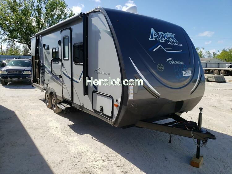 COACH RV TRAILER 2018 silver    63855892 5ZT2CXLB5JF013653 5ZT2CXLB5JF013653 photo #1