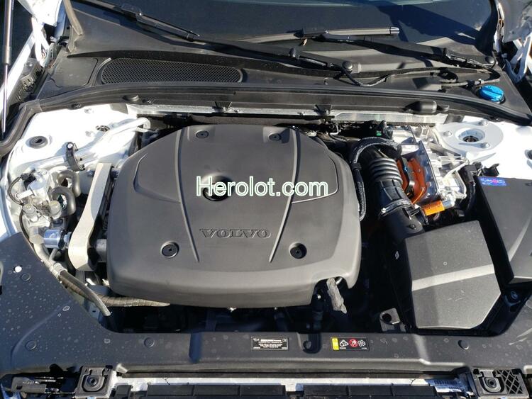 VOLVO S60 T8 REC 2021 white  hybrid engine  37586493 7JRBR0FL1MG112305 7JRBR0FL1MG112305 photo #4