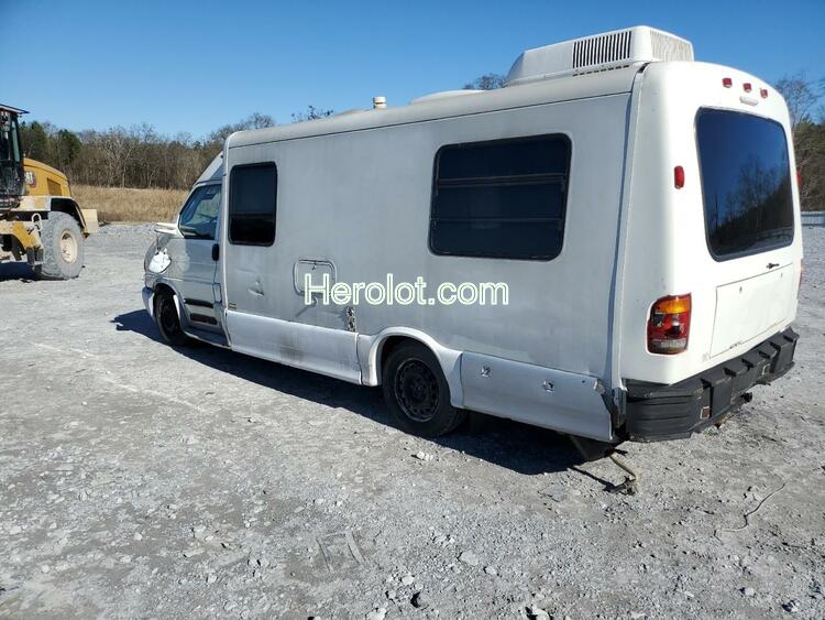 VOLKSWAGEN EUROVAN 2003 white cutaway gas  35912393 WV3AB47073H002634 WV3AB47073H002634 photo #4