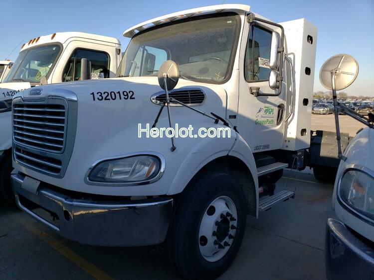 FREIGHTLINER M2 112 MED 2013 white tractor compressed natural gas 1FUBC5DX2DHFB5097 photo #1