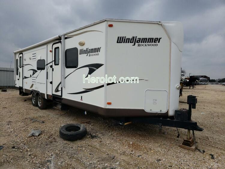 ROCK WINDJAMMER 2013 white    69694452 4X4TRLF25D1851721 4X4TRLF25D1851721 photo #1