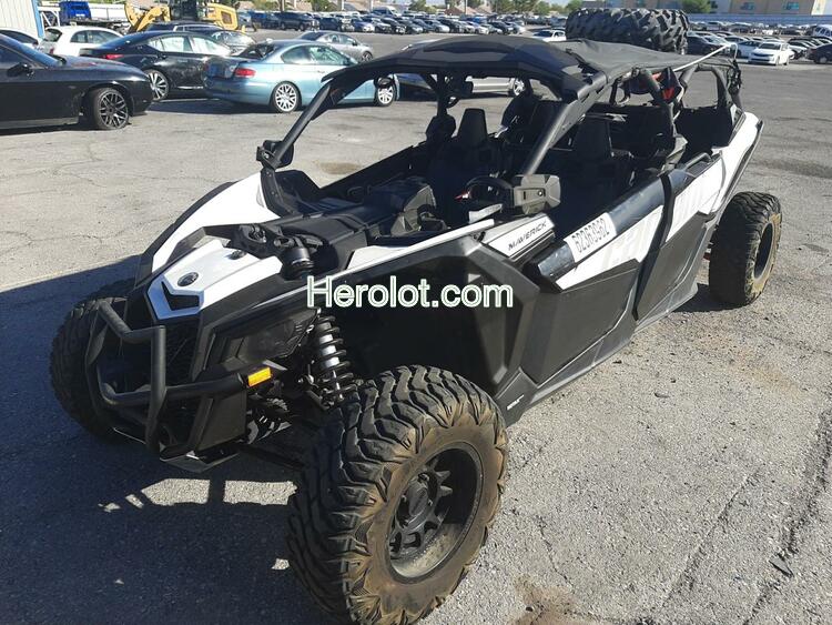 CAN-AM MAVERICK X 2020 black  gas  62363962 3JBVMAY25LK000274 3JBVMAY25LK000274 photo #3