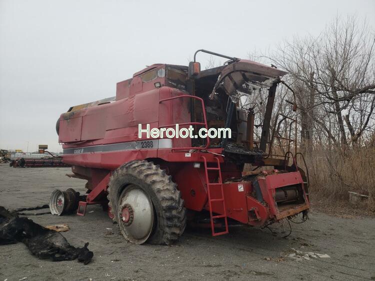 CASE COMBINE 2002 red    36356003 JJC271633 JJC271633 photo #1