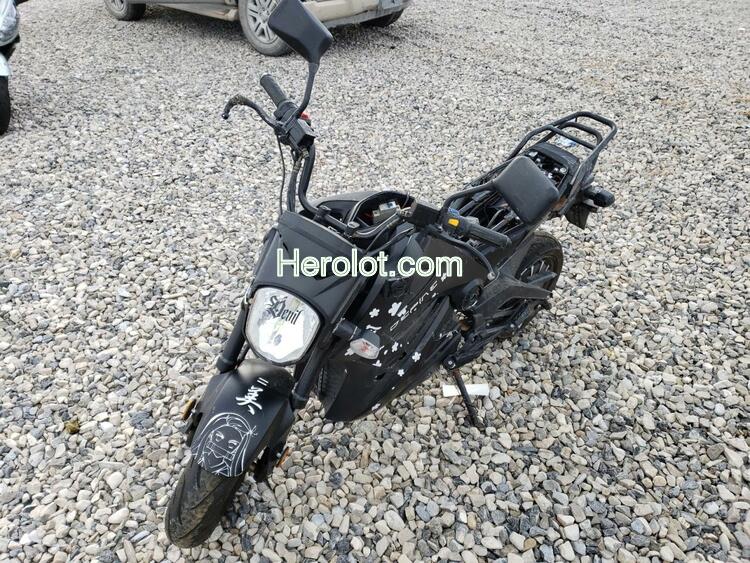 BAOD MOPED 2022 black    73214952 L2BB58101NB107152 L2BB58101NB107152 photo #3