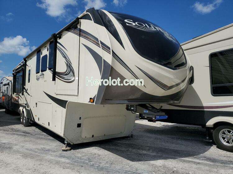 GRAN RV 2021 beige    62277232 573FS4327MAA01795 573FS4327MAA01795 photo #1